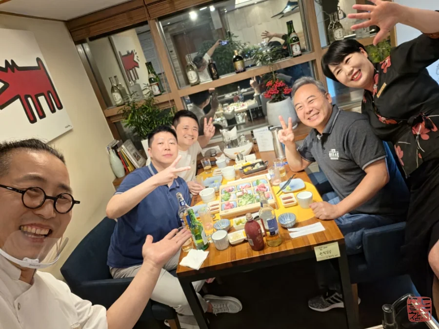 LA 손님이 가족·동료와 다시 찾은 잠실 골드참치, 외국인 관광객이 신뢰하는 미식 공간