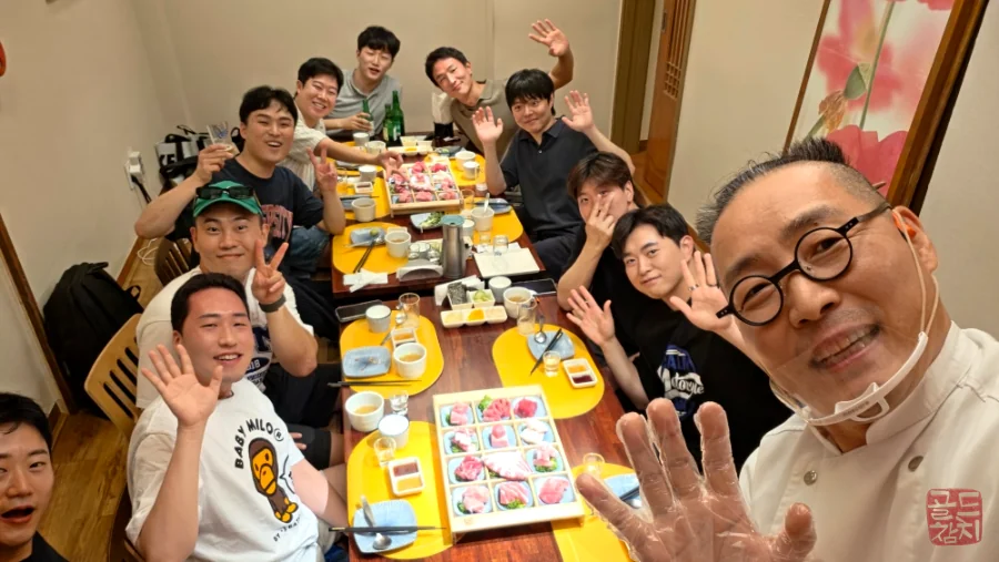 잠실 축구동호회 ‘깜부’의 특별한 모임 현장, 골드참치에서 더해진 파이팅