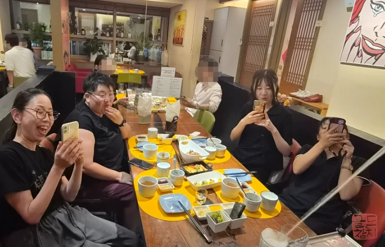 메뉴판에 없는 것이 손님을 부른다, 술을 안 마시는 일본 손님이 소맥이모를 찾은 이유